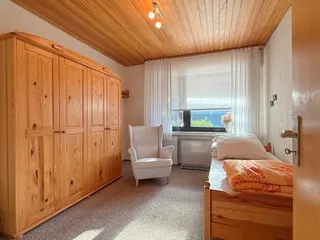 Lingen - Gauerbach: Gepflegter Bungalow mit Garage und Ausbaupotential auf großem Süd-Grundstück zu verkaufen! Bild 23