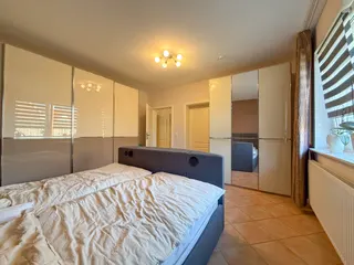 Wohnen auf zwei Ebenen in Haselünne: Großzügiger und stilvoller Bungalow mit neuwertiger Küche, Garage und Wintergarten! Bild 22