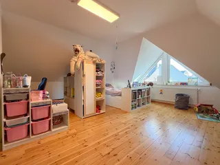 Wohnen auf zwei Ebenen in Haselünne: Großzügiger und stilvoller Bungalow mit neuwertiger Küche, Garage und Wintergarten! Bild 27