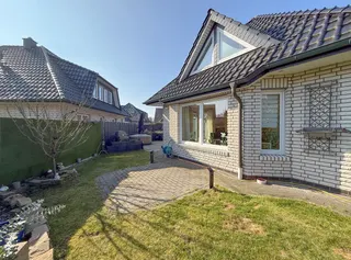 Wohnen auf zwei Ebenen in Haselünne: Großzügiger und stilvoller Bungalow mit neuwertiger Küche, Garage und Wintergarten! Bild 40
