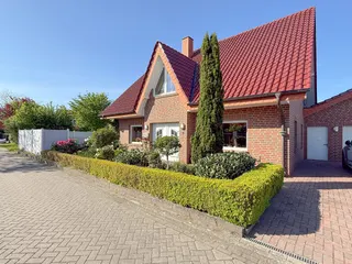 Sofort einziehen & wohlfühlen: Großzügiges Einfamilienhaus mit Garage in Lingen - Gauerbach! Bild 3