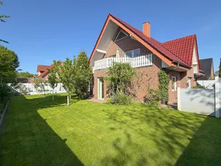 Sofort einziehen & wohlfühlen: Großzügiges Einfamilienhaus mit Garage in Lingen - Gauerbach! Bild 9