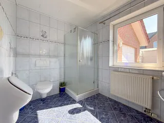 Sofort einziehen & wohlfühlen: Großzügiges Einfamilienhaus mit Garage in Lingen - Gauerbach! Bild 23