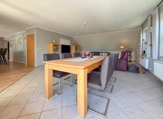 Ein Traum von Privatsphäre im Grünen: Wunderschönes Ein- / Zweifamilienhaus in ruhiger Sackgassenendlage direkt am Feld in Groß Hesepe! Bild 23