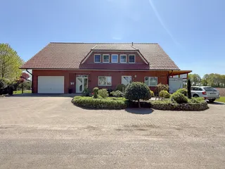 Ein Traum von Privatsphäre im Grünen: Wunderschönes Ein- / Zweifamilienhaus in ruhiger Sackgassenendlage direkt am Feld in Groß Hesepe! Bild 17