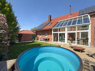 Ein Traum von Privatsphäre im Grünen: Wunderschönes Ein- / Zweifamilienhaus in ruhiger Sackgassenendlage direkt am Feld in Groß Hesepe! Bild 14