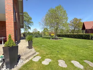 Ein Traum von Privatsphäre im Grünen: Wunderschönes Ein- / Zweifamilienhaus in ruhiger Sackgassenendlage direkt am Feld in Groß Hesepe! Bild 15