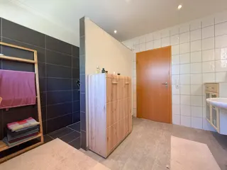 Ein Traum von Privatsphäre im Grünen: Wunderschönes Ein- / Zweifamilienhaus in ruhiger Sackgassenendlage direkt am Feld in Groß Hesepe! Bild 33