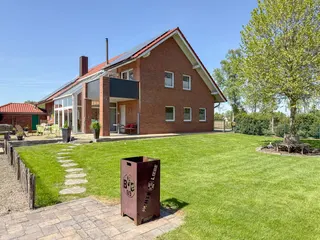 Ein Traum von Privatsphäre im Grünen: Wunderschönes Ein- / Zweifamilienhaus in ruhiger Sackgassenendlage direkt am Feld in Groß Hesepe! Bild 8