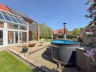Ein Traum von Privatsphäre im Grünen: Wunderschönes Ein- / Zweifamilienhaus in ruhiger Sackgassenendlage direkt am Feld in Groß Hesepe! Bild 10