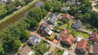 Großzügige Doppelhaushälfte als Wohnungseigentum in einzigartiger Lage direkt am Kanal – Ein seltenes Wohnerlebnis! Bild 4