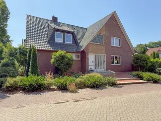 Großzügige Doppelhaushälfte als Wohnungseigentum in einzigartiger Lage direkt am Kanal – Ein seltenes Wohnerlebnis! Bild 3