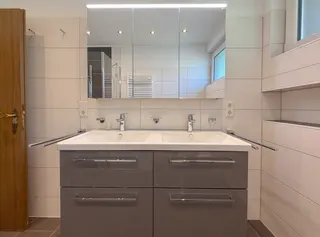 Großzügige Doppelhaushälfte als Wohnungseigentum in einzigartiger Lage direkt am Kanal – Ein seltenes Wohnerlebnis! Bild 20
