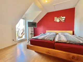 VERKAUFT: Starke Einziehungskraft: Reihenmittelhaus mit Garage, Sonnengarten, Einbauküche und 3 Schlafzimmern in Diepholz! Bild 27