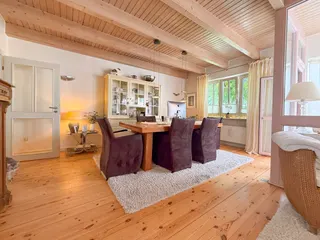 Altenlingen Heuberge: Einzigartiges Architektenhaus auf großzügigem Erbpachtgrundstück! Bild 24