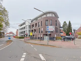 Zentraler geht's nicht: Maisonettewohnung mit Tiefgaragenstellplatz in direkter Innenstadtlage zu verkaufen! Bild 2