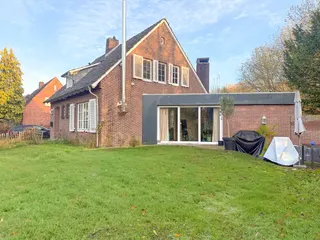Charme trifft Moderne – liebevoll saniertes Einfamilienhaus in Bad Bentheim! Bild 2