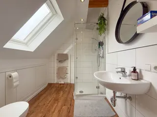 Charme trifft Moderne – liebevoll saniertes Einfamilienhaus in Bad Bentheim! Bild 28
