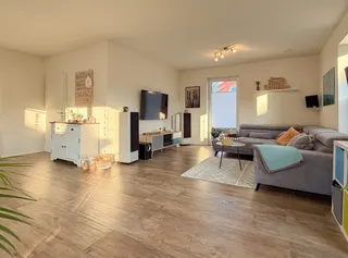 Einziehen & wohlfühlen: Junges und modernes Einfamilienhaus aus 2017 in familienfreundlichem Neubaugebiet in Lünne! Bild 12