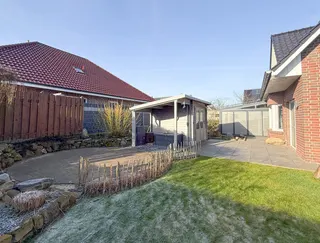 Einziehen & wohlfühlen: Junges und modernes Einfamilienhaus aus 2017 in familienfreundlichem Neubaugebiet in Lünne! Bild 3