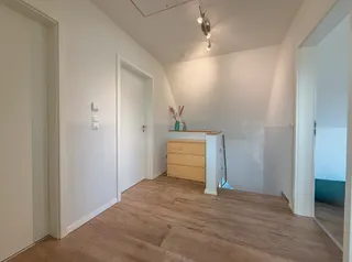 Einziehen & wohlfühlen: Junges und modernes Einfamilienhaus aus 2017 in familienfreundlichem Neubaugebiet in Lünne! Bild 25