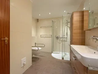 Wohnen am Telgenkampsee: Gepflegte und großzügige Wohnung mit Aufzug & TG-Stellplatz! Bild 14
