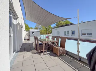 Helle Wohnung in Toplage am Kanal zur Miete– modern & gepflegt Bild 3
