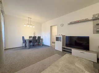 Zentral wohnen: Gepflegte 3-Zimmer-Wohnung mit Balkon in Lingen! Bild 2