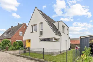 Kompakt, modern, energieeffizient: Junges Einfamilienhaus mit 3 Schlafzimmern zu kaufen! Baujahr 2015 Bild 3