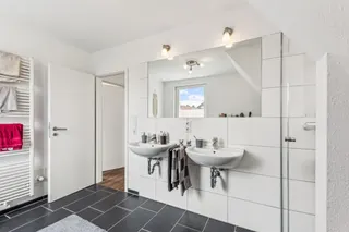 Kompakt, modern, energieeffizient: Junges Einfamilienhaus mit 3 Schlafzimmern zu kaufen! Baujahr 2015 Bild 17
