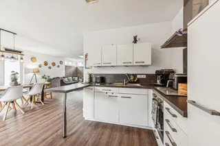Kompakt, modern, energieeffizient: Junges Einfamilienhaus mit 3 Schlafzimmern zu kaufen! Baujahr 2015 Bild 11