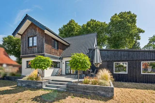 Einziehen statt bauen – saniertes Einfamilienhaus auf großzügigem Grundstück in Lingen (Ems)!