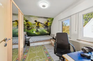 Alt trifft Neu: Doppelhaushälfte mit modernem Anbau und viel Potential zu verkaufen! Bild 15