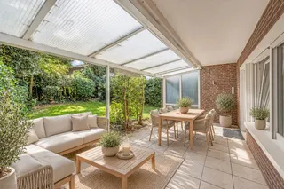 Wohnen in Bestlage: Großzügige und exklusive DHH mit Einliegerwohnung und idyllischem Garten in einzigartiger Innenstadtlage! Bild 7
