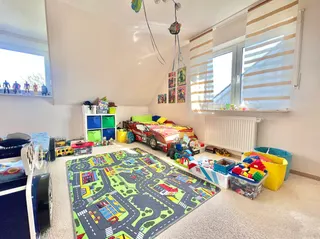 Doppelhaushälfte mit 3 Schlafzimmern, Einbauküche, Carport und sonnigem Grundstück sucht neue Eigentümer in Langen! Bild 20