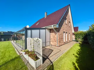 VERKAUFT: Jetzt Dach über Kopf verlieben: Junges EFH mit exkl. Sommergarten im Kapitänsviertel von Papenburg! Bild 4