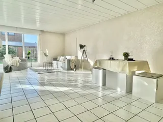 Provisionsfrei!! Architektonisch eindrucksvolles Einfamilienhaus / Reihenendhaus mit Garten, Sommergarten, Garage u. Teilkeller im Zentrum von Lingen! Bild 14
