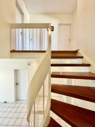 Provisionsfrei!! Architektonisch eindrucksvolles Einfamilienhaus / Reihenendhaus mit Garten, Sommergarten, Garage u. Teilkeller im Zentrum von Lingen! Bild 23