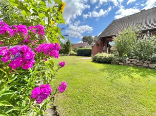 Haus am See: Großzügiges Einfamilienhaus mit idyllischem Garten und der Möglichkeit ebenerdig zu wohnen! Bild 6