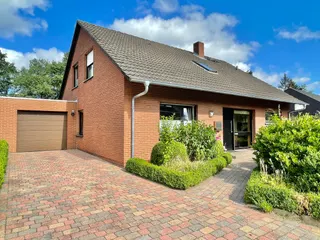Haus am See: Großzügiges Einfamilienhaus mit idyllischem Garten und der Möglichkeit ebenerdig zu wohnen! Bild 14