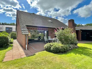 Haus am See: Großzügiges Einfamilienhaus mit idyllischem Garten und der Möglichkeit ebenerdig zu wohnen! Bild 3