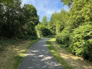 Haus am See: Großzügiges Einfamilienhaus mit idyllischem Garten und der Möglichkeit ebenerdig zu wohnen! Bild 39