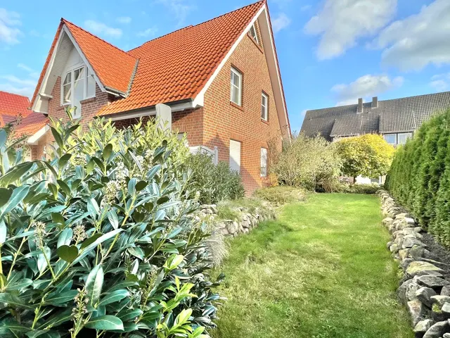 Einziehen und Wohlfühlen: Gepflegtes Einfamilienhaus mit bis zu 5 Schlafzimmern in ruhiger Wohnlage von Lingen - Brögbern!