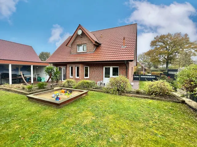 VERKAUFT: Modernisiertes Einfamilienhaus mit 4 SZ in ruhiger Wohnlage von Lingen-Gauerbach!