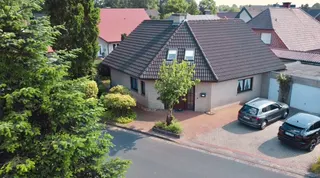 Wohlfühloase in Lingen-Laxten: Gepflegtes Einfamilienhaus mit idyllischem Garten und der Möglichkeit ebenerdig zu wohnen! Bild 3