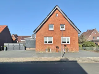 Familien(T)raum im Stadtzentrum von Lingen: Liebevoll saniertes Einfamilienhaus auf großzügigem Grundstück! Bild 2