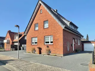 Familien(T)raum im Stadtzentrum von Lingen: Liebevoll saniertes Einfamilienhaus auf großzügigem Grundstück! Bild 3