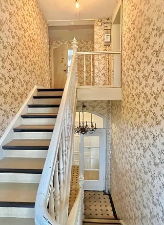 Absolute Rarität: Historisches und großzügiges Wohnhaus mit zwei Gewerbehallen zu verkaufen! Fördergelder möglich! Bild 19