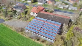 Absolute Rarität: Historisches und großzügiges Wohnhaus mit zwei Gewerbehallen zu verkaufen! Fördergelder möglich! Bild 5