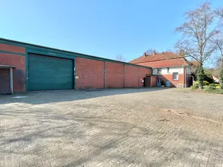 Absolute Rarität: Historisches und großzügiges Wohnhaus mit zwei Gewerbehallen zu verkaufen! Fördergelder möglich! Bild 9